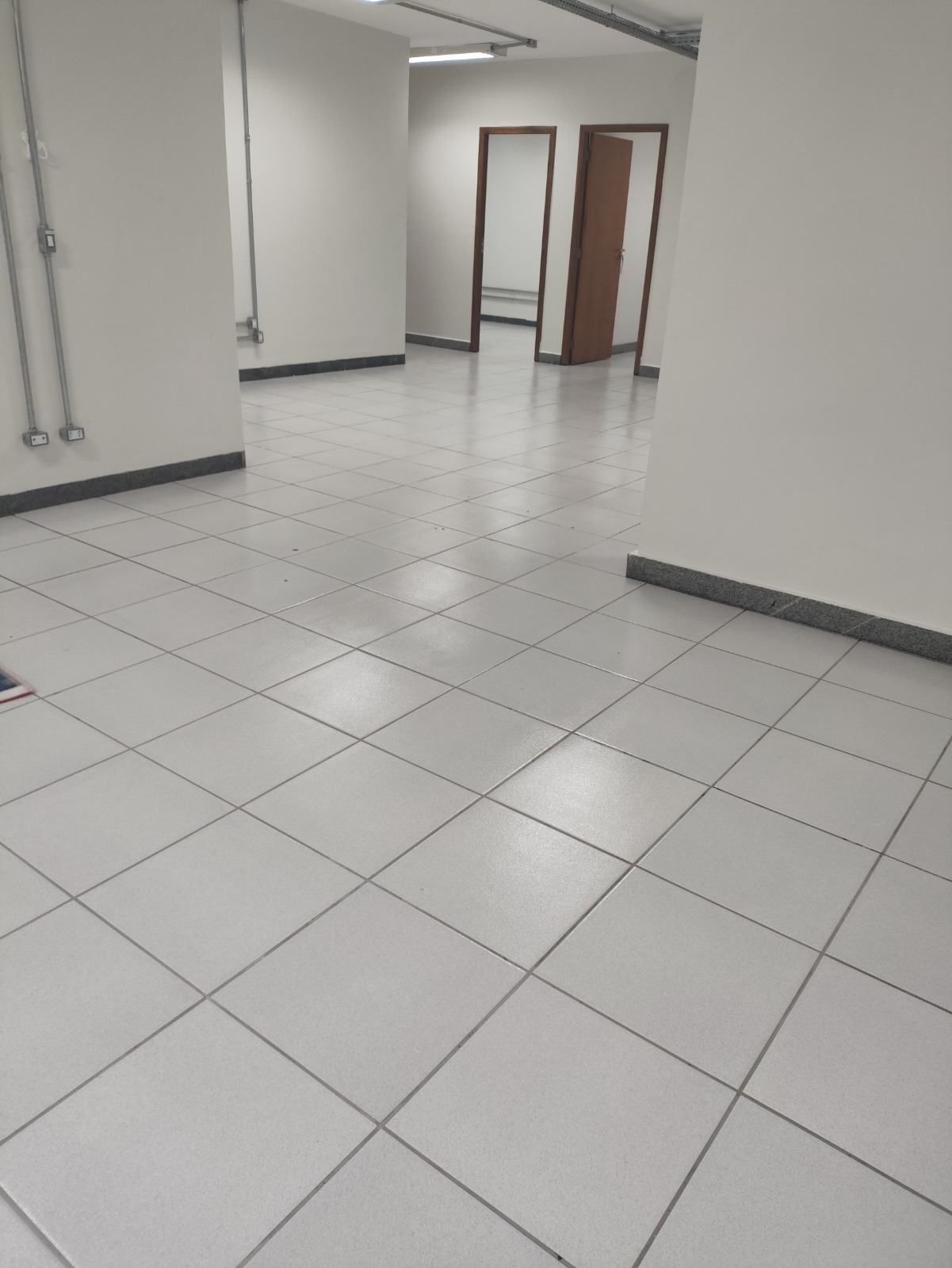 limpeza profunda de pisos em Goiânia