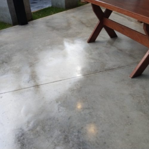 limpeza de piso cerâmico em Goiânia com resultado profissional