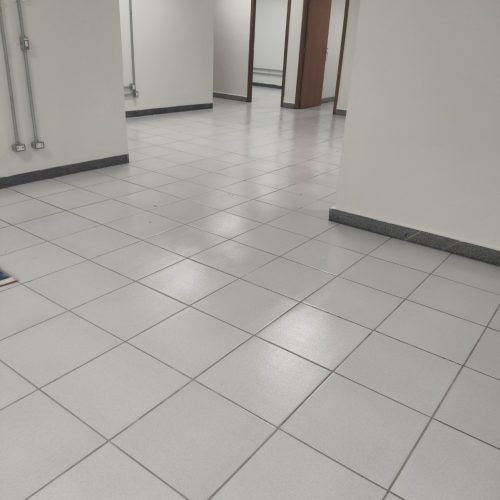 limpeza profunda de pisos em Goiânia