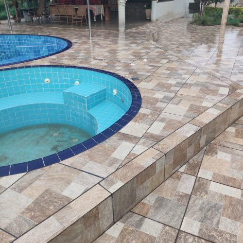 restauração de piso em ambiente comercial em Goiânia